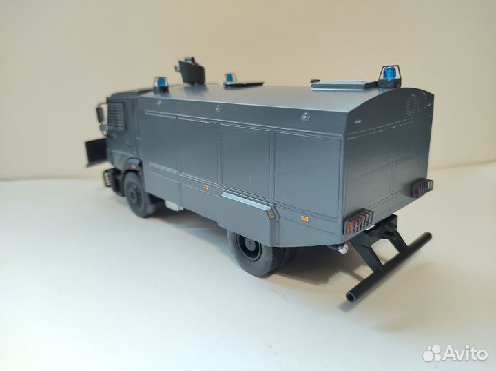 Сборная модель Камаз Водомет 