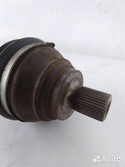 Полуось передняя правая фольксваген пассат B6 20