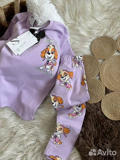 Комплект для девочки 98