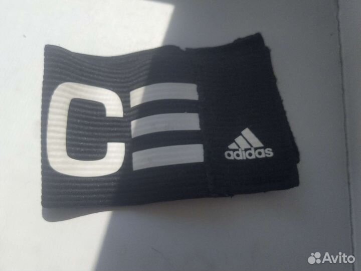 Капитанская повязка adidas