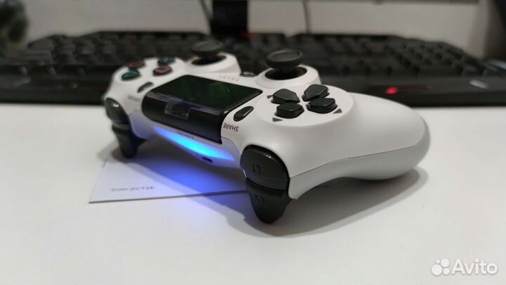 Геймпад PS4, новый