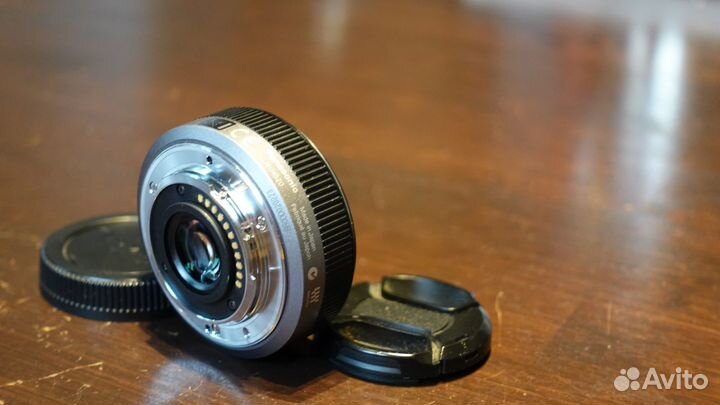 Olympus - Panasoniс M43 - объектив и вспышка