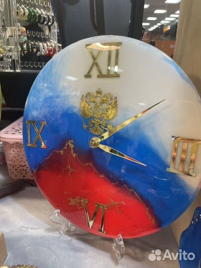 Часы из эпоксидной смолы