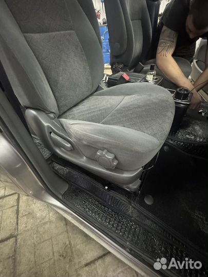 Автомобильные сидения