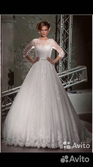 Свадебное платье