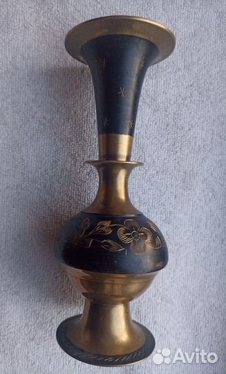 Ваза Вазочка Латунь Индия Штихель на черном Винтаж