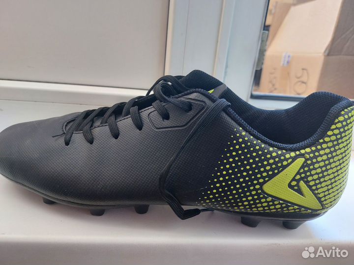 Футбольные бутсы