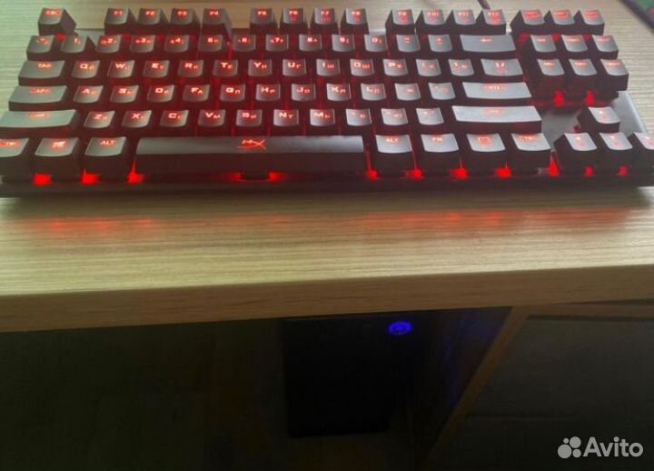 Игровая клавиатура hyperx