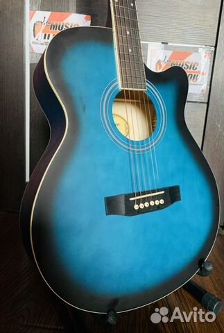 Акустическая гитара + аксессуар