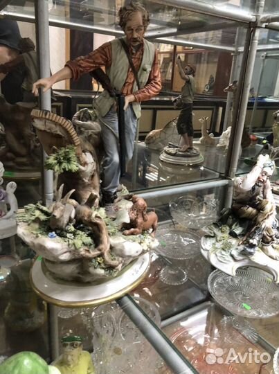 Статуэтка фарфор Каподимонте Италия