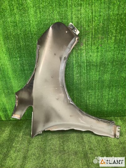 Крыло переднее левое mitsubishi grandis