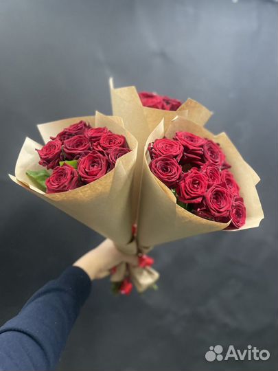 Корпоративные букеты на 8 марта