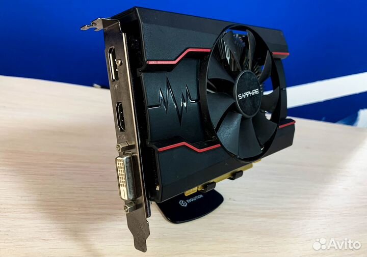 Видеокарта Sapphire Pulse Radeon RX 550 4GB 128Bit