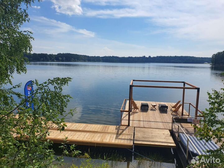 Плавучая беседка на поплавках понтонах Хаусбот