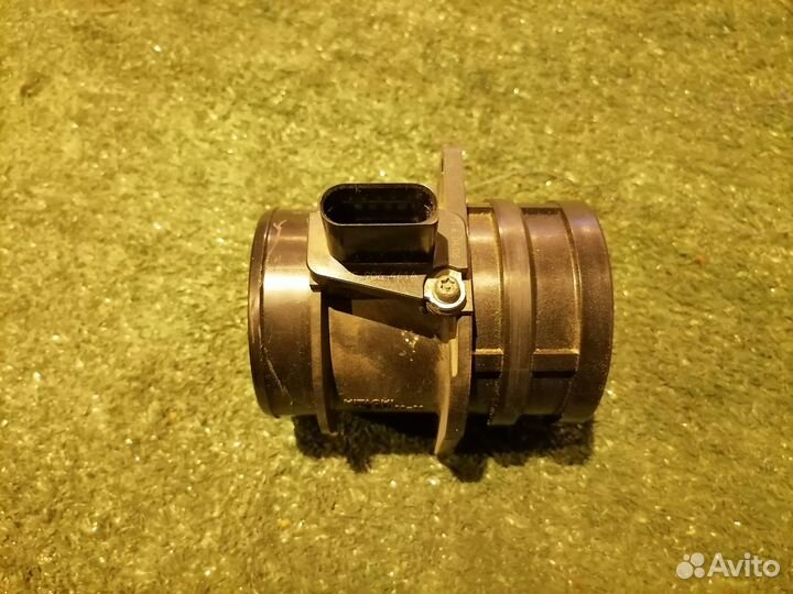 Датчик расхода воздуха 06D906461 Audi A4 B6 A4 B7