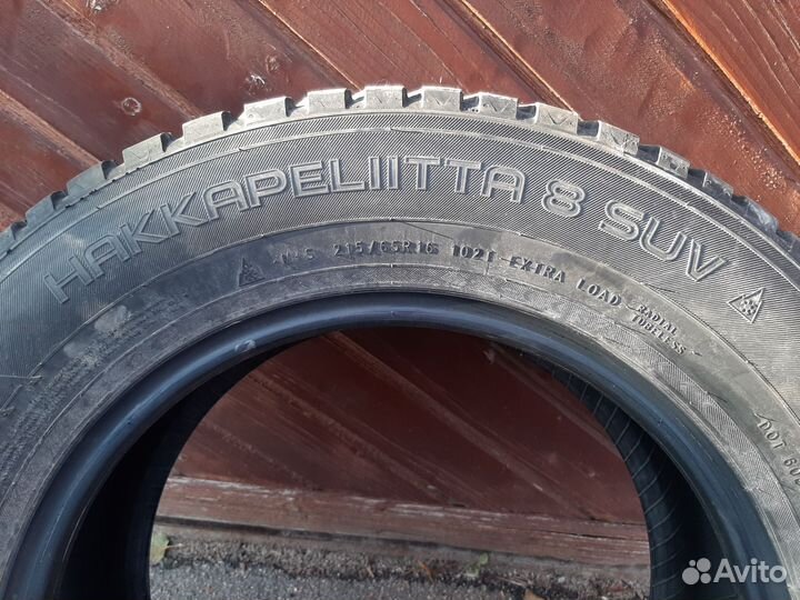 Nokian Tyres Hakkapeliitta 8 SUV 215/65 R16 102T