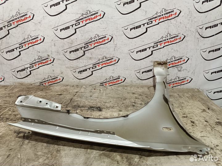 Крыло toyota allion AZT240 NZT240 ZZT240 ZZT245 538122B850 переднее левое серебро DY390