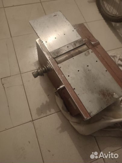 Станок деревообрабатывающий