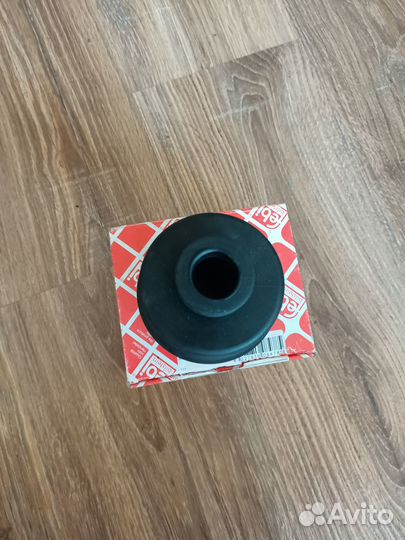 Пыльники на шруз mersedes w201