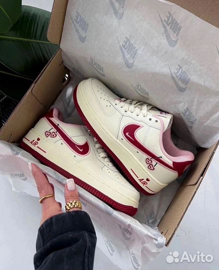 Обувь женская кроссовки