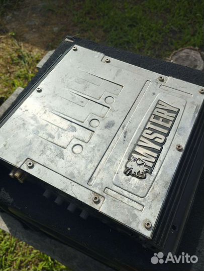 Сабвуфер с усилителем