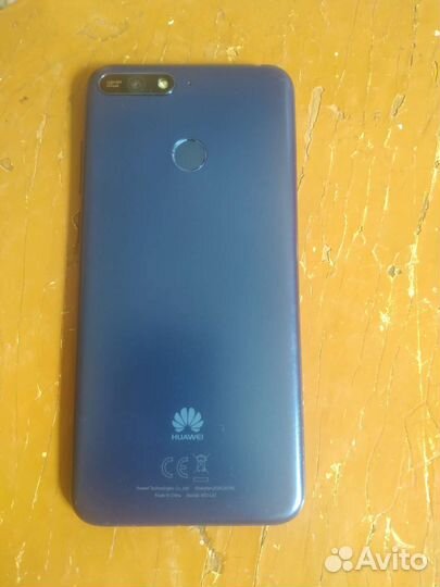 Телефон Huawei y6 Prime