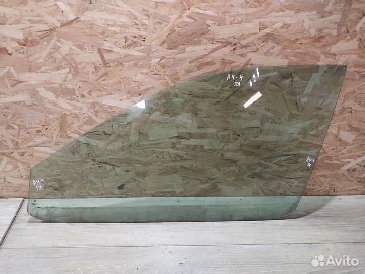 Стекло двери переднее Audi A4 B5