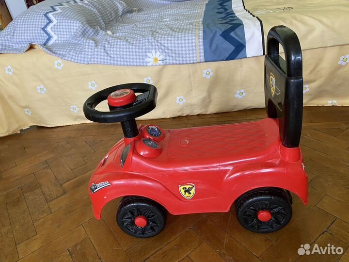 Машинка-каталка