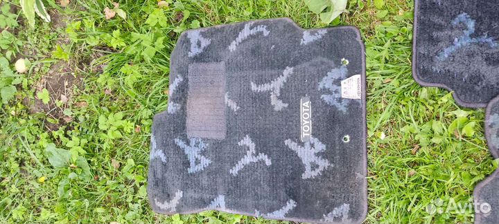 Автомобильные коврики ворсовые