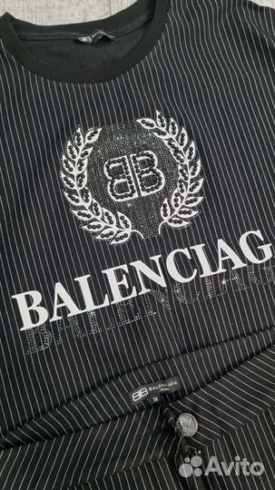 Костюм женский