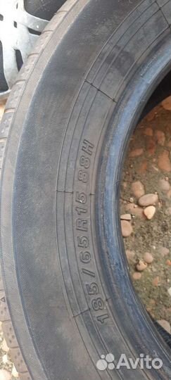Yokohama BluEarth E50 185/65 R15