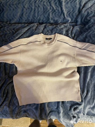 Кропнутый трикотажный свитер