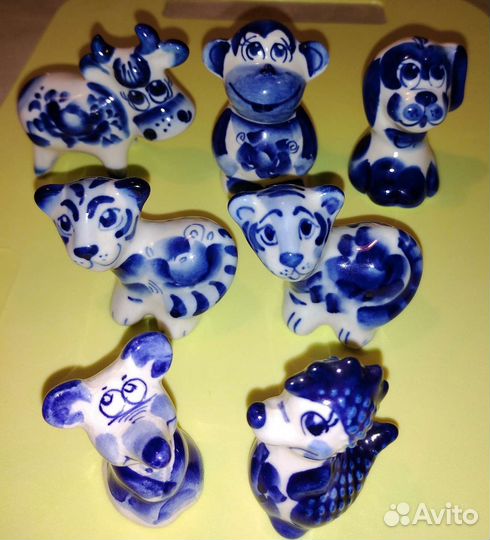 Фигурки Гжель
