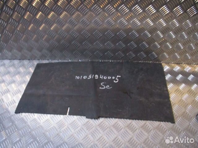 Коврик верхней правой ниши Scania 1366330