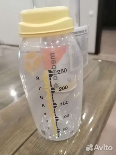 Бутылочка Medela Calma со смарт соской