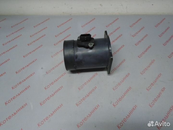 Nissan 22680-AT300 Датчик расхода воздуха