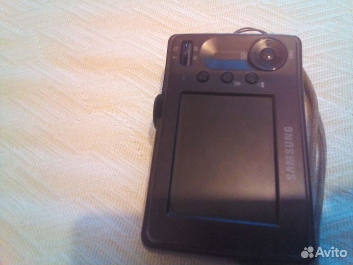 Компактный фотоаппарат