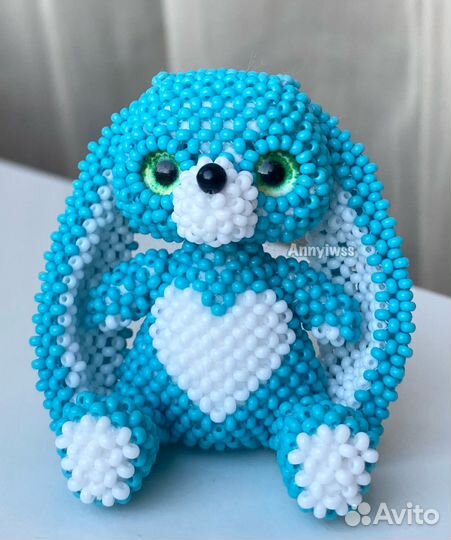 Плюшик амигуруми из бисера