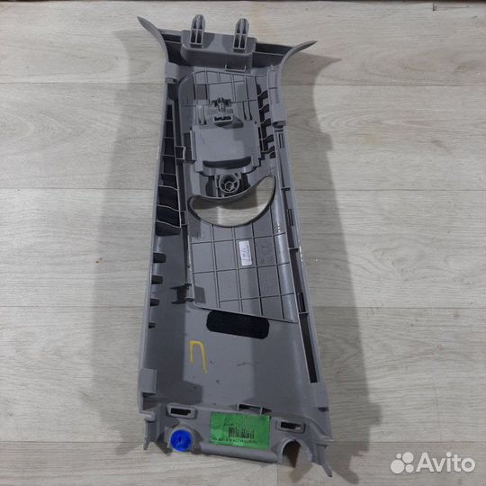 Накладка на стойку кузова передняя правая Kia Ceed