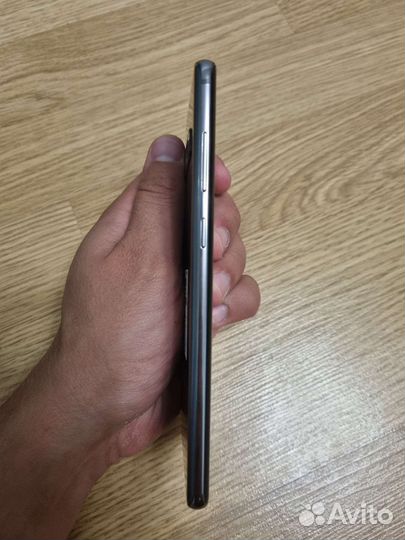 Samsung Galaxy S10 plus 128гб рст идеал