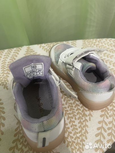 Кроссовки детские 20 размер