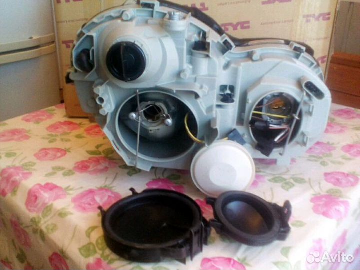 Фара левая Мерседес W203