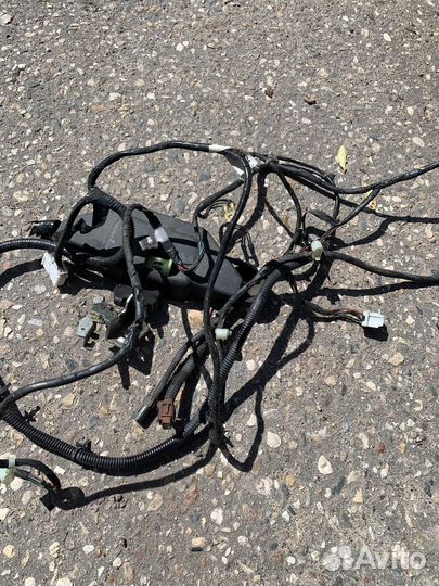 Замок крышки багажника Nissan Almera Classic