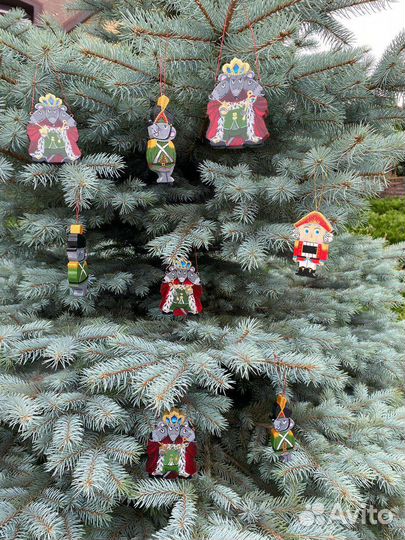 Мышонок служка (ёлочная игрушка)