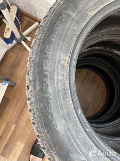 Nokian Tyres Hakkapeliitta 8 205/60 R16