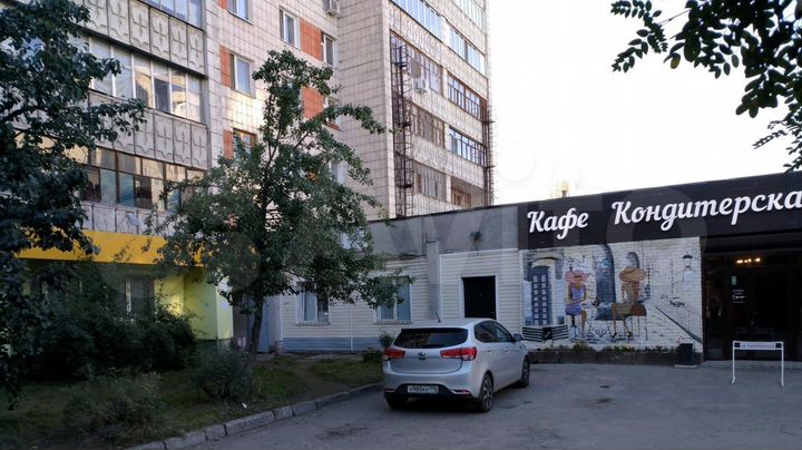 Помещение под кафе, производство 410 м²