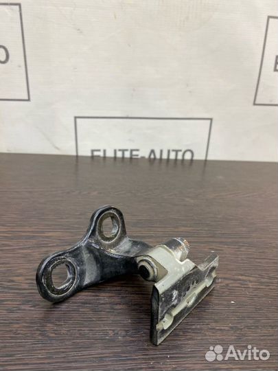 Петля двери задняя правая Bmw 7 E66 2002