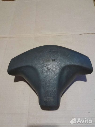 Подушка безопасности на Mitsubishi Lancer