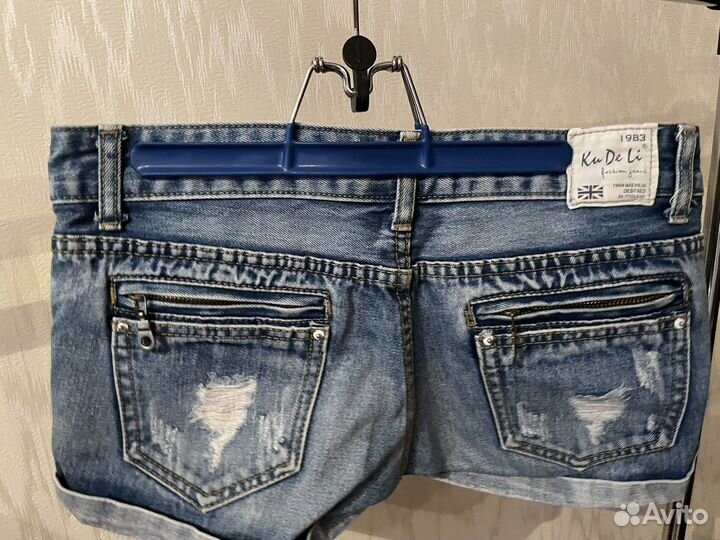 Джинсовые шорты