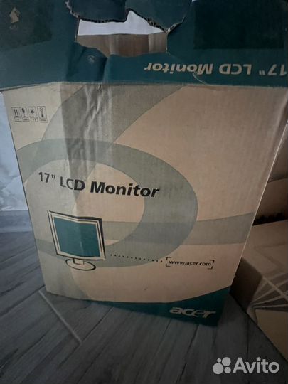 Мнитор 17» LCD Monitor